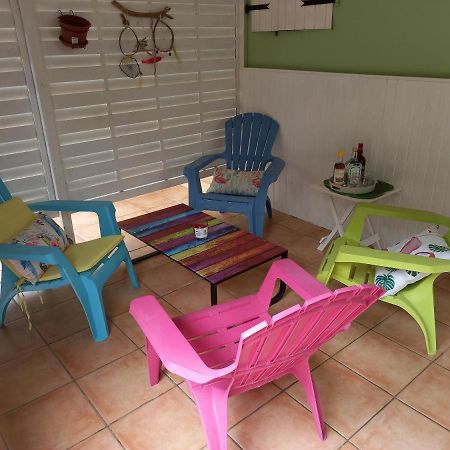 Bel Appartement - Proche Des Plages De Sainte Anne Zewnętrze zdjęcie