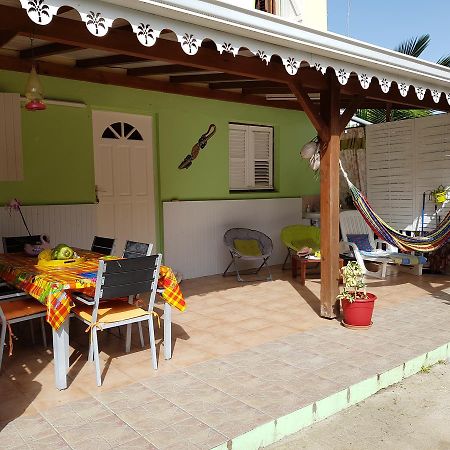 Bel Appartement - Proche Des Plages De Sainte Anne Zewnętrze zdjęcie